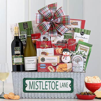 Mistletoe Holiday Wine Basket